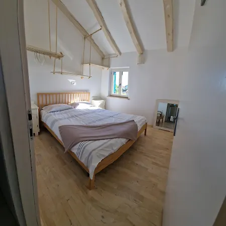 House Ivas With Garden Hébergement de vacances Zambratija (Istria)